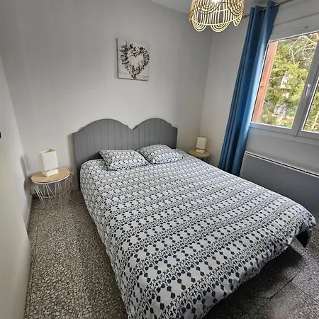 Beau T2 - St Clair شقة *